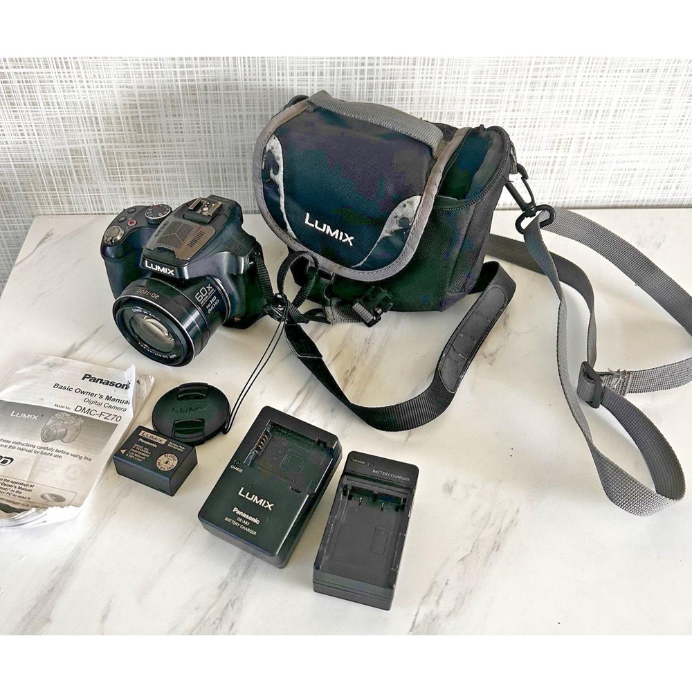 Vintage Panasonic Lumix DMC-FZ70 Digital Camera with Case Battery & Charger III